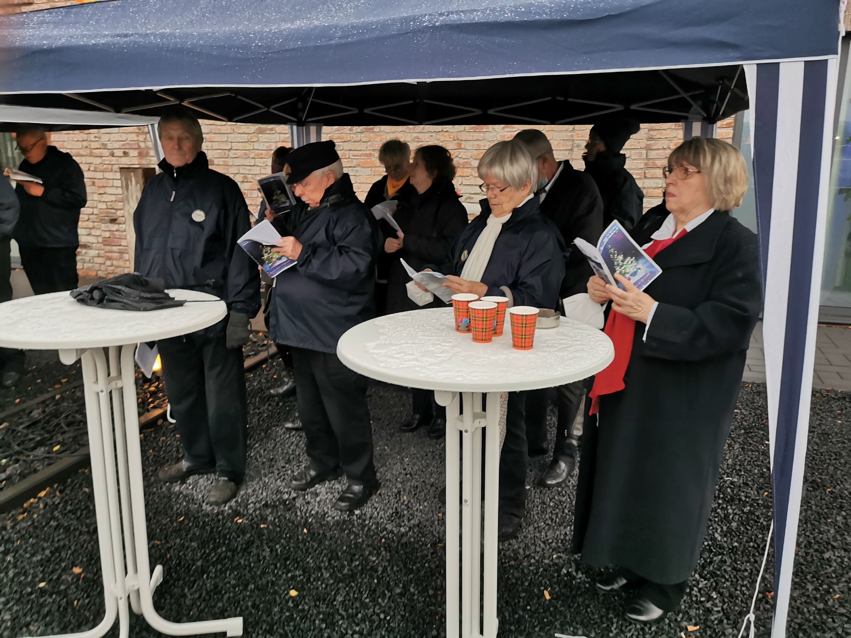 2021 Brühl Ost Zelt rechts